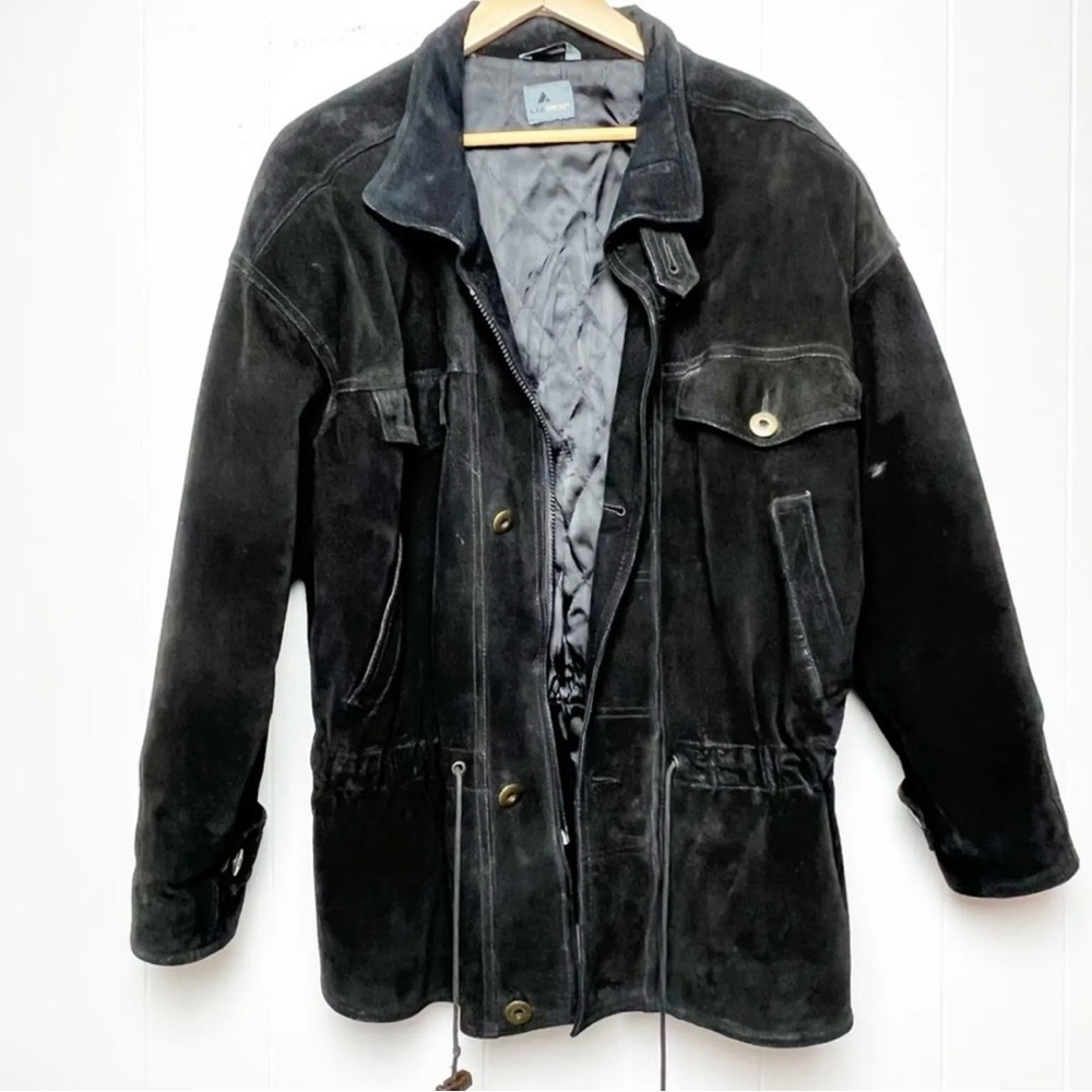 Elegant Black Suede Women's Jacket